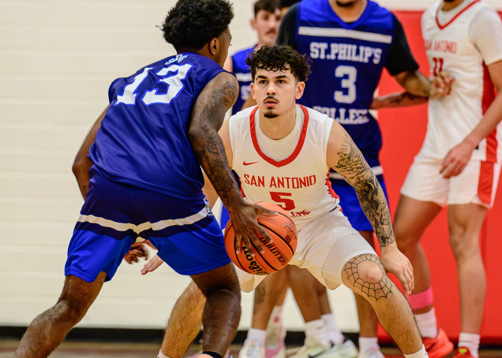 SAC Guard Arian Elizondo plays defense at SAC's Candler Physical Education Center Oct. 23. Photo by A. De Leon.