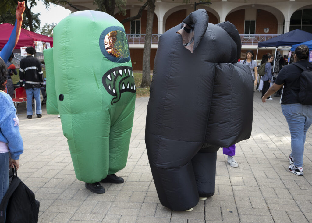 Students and staff members celebrated Halloween during SAC’s Screamfest Thursday. Student clubs sold food and drinks as DJ Spade played a mix of electronic dance music and pop hits. Photo by Natalia Edwards.