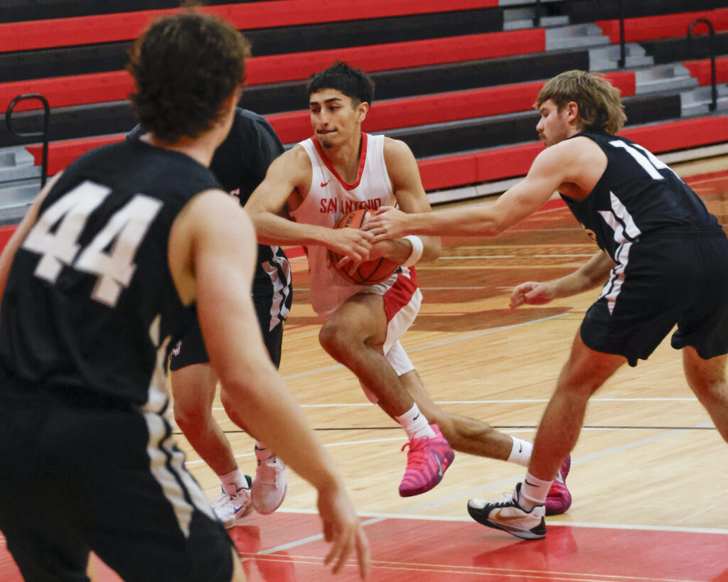 SAC Guard Dominic Guerra guards the ball at SAC’s Chandler Physical Education Center Wednesday. Photo by Thomas Solis.