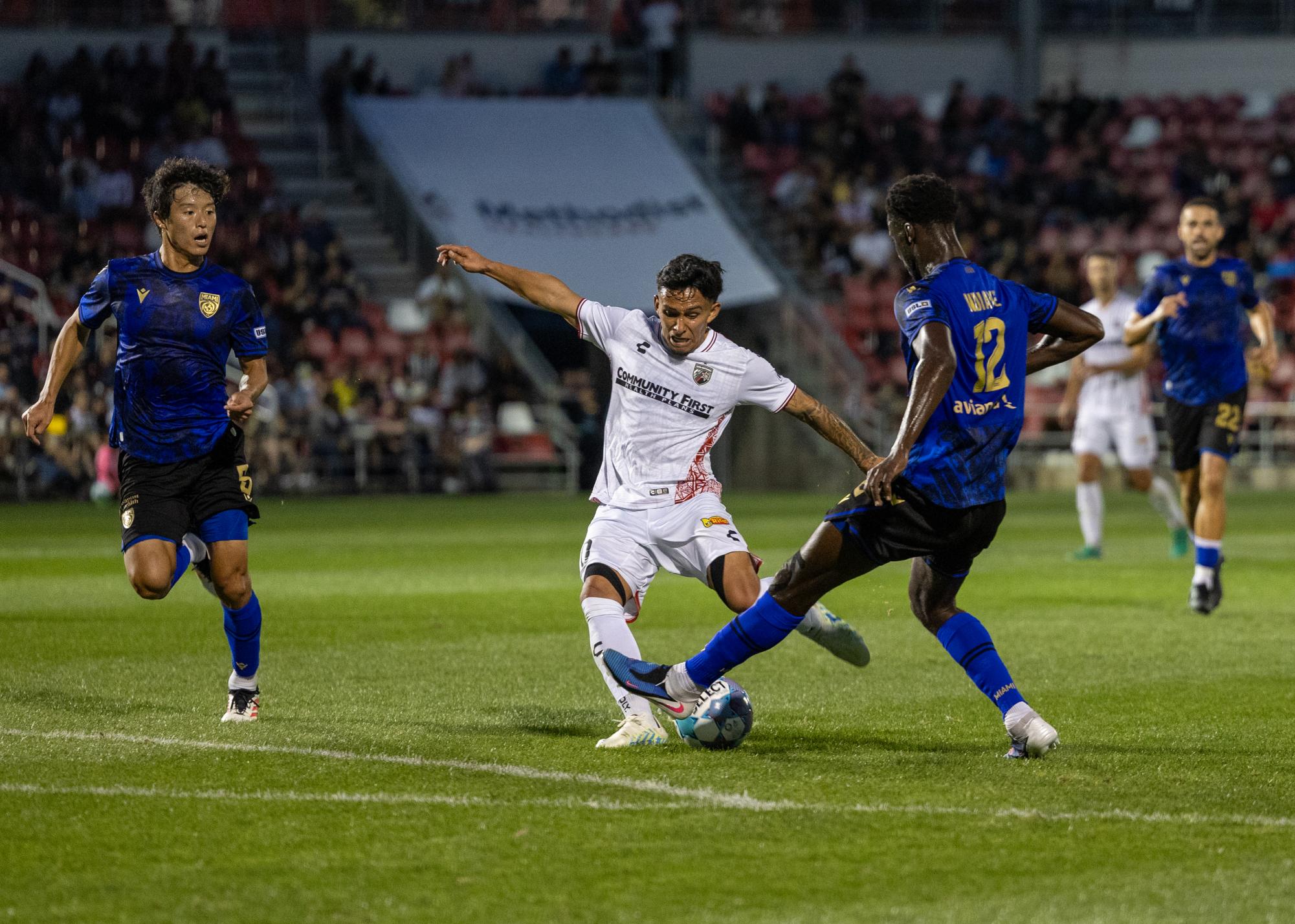 SAFC Fails to Score Against 10-Man Miami FC in 0-0 Draw