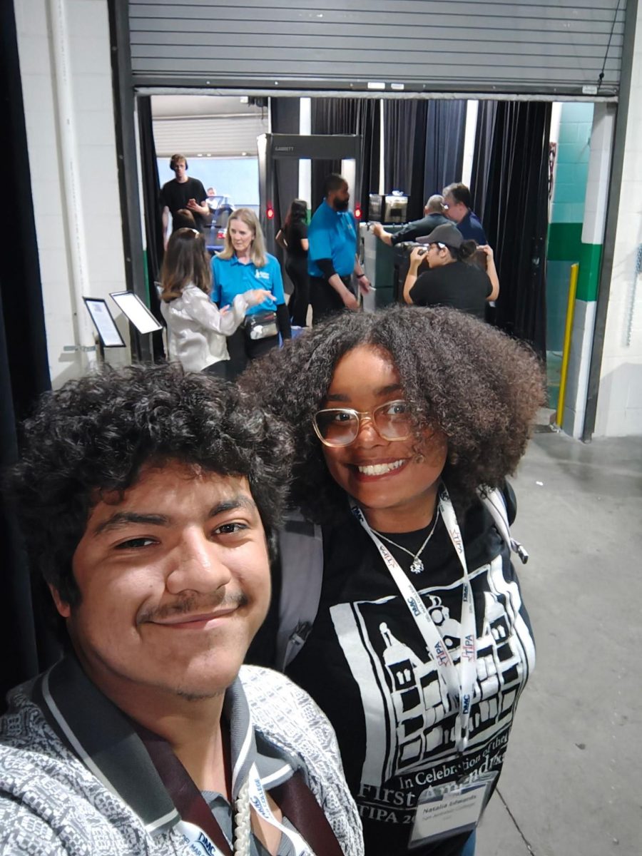 Sundial Photo Editor Jacob R. Lopez and Editor-in-Chief Natalia Edwards represented SAC in the Sports Photography and Sports Writing live contests at TIPA. 