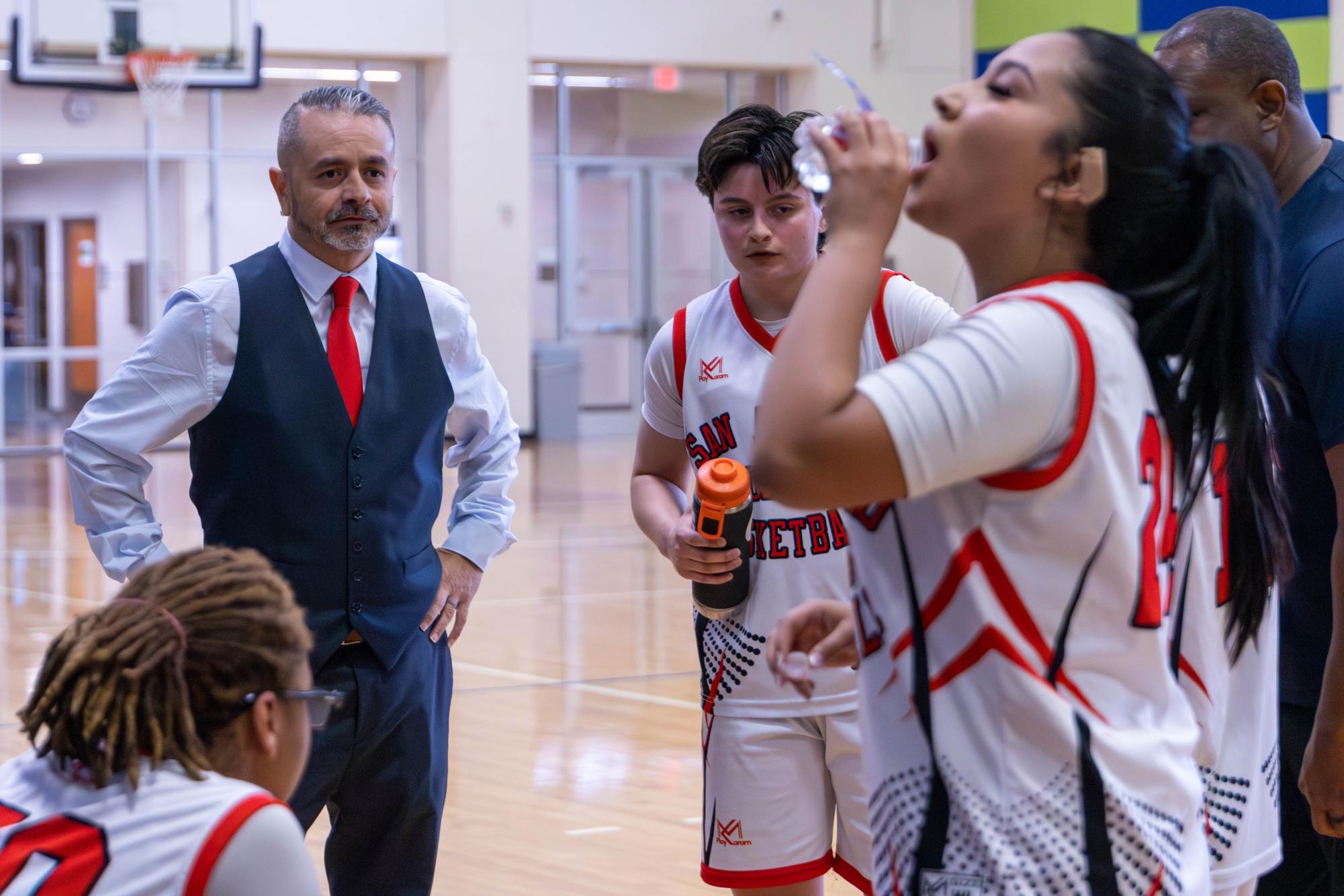 SAC Falls Flat in Playoffs After Late-Season Meltdown