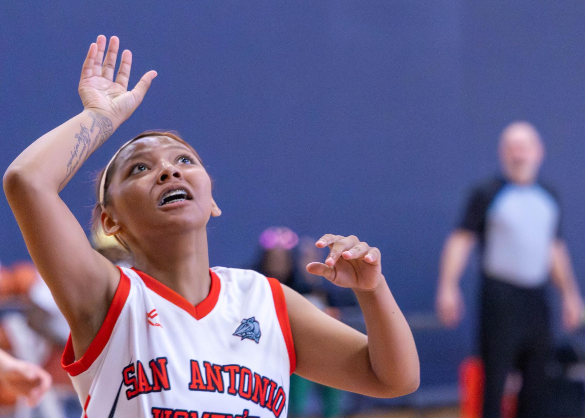 SAC Falls Flat in Playoffs After Late-Season Meltdown