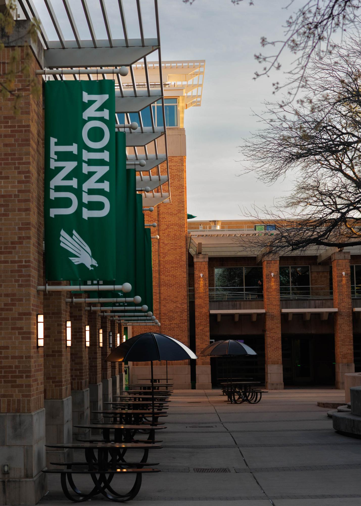 Sundial Earns 19 Journalism Awards at Statewide Competition